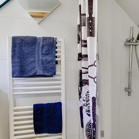 Úszó hotel Peniche Destinee Bordeaux