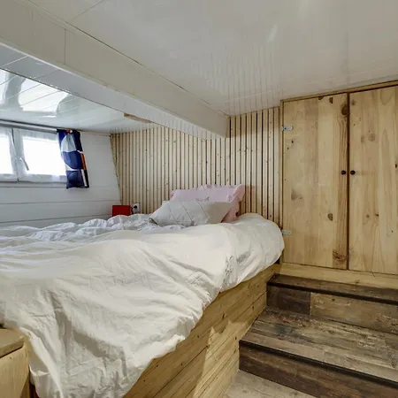 Peniche Destinee * Bordeaux